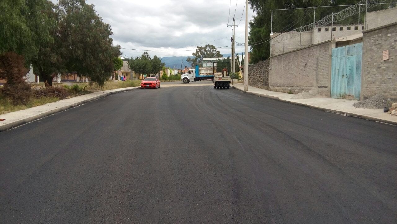 Pavimentación asfáltica de vialidad